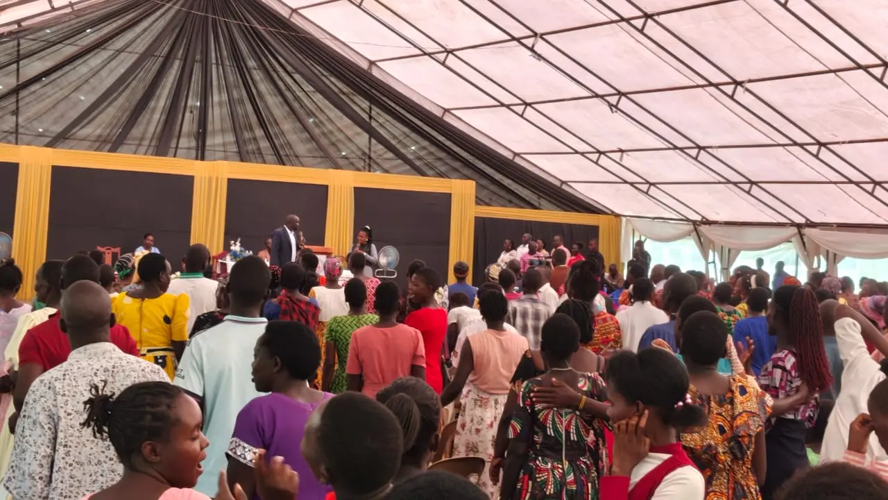 Congregation worshipping together